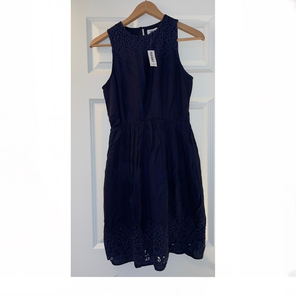 Girls Old Navy Dress.  Size XXL (14-16).  NWT. Navy Blue. Eyelets